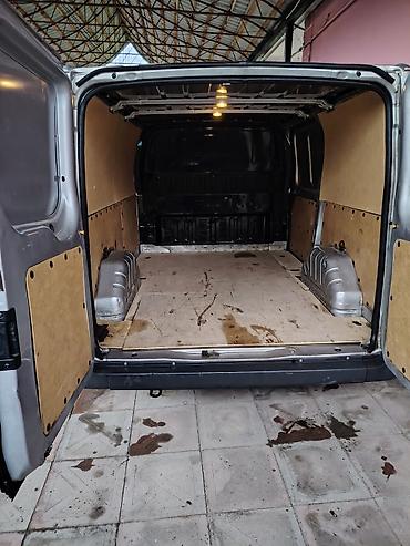 Yük maşınları: Ford Transit yük furgonu - Korpus: qapalı panel furgon, ikitaylı arxa — 5