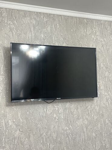 Телевизоры: Продается телевизор отличного качества Hisense Царапин нет Состояние