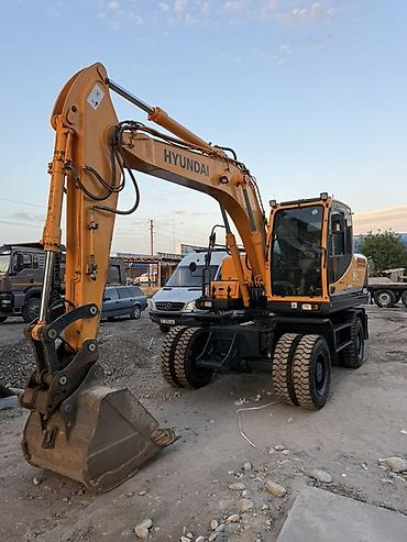 Экскаваторы: Экскаватор, Hyundai, 2011 г., Колесный — 2