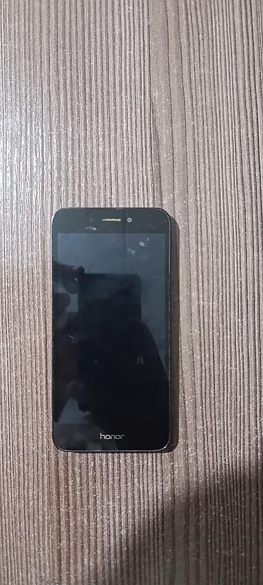 android auto: Honor 6A, Б/у, 16 ГБ, цвет - Черный — 1