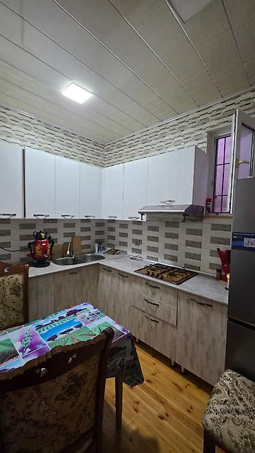 Həyət evləri və villalar: 3 otaqlı, 80 kv. m, Orta təmir — 5