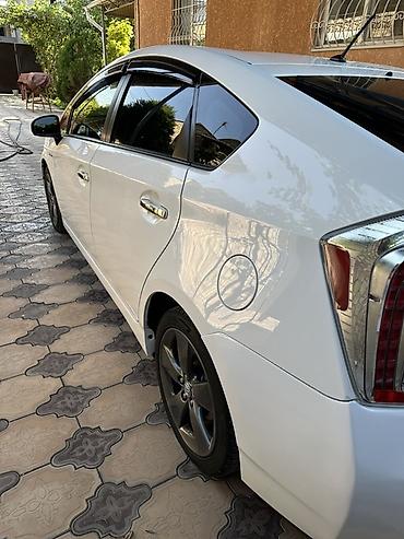 Toyota: Toyota Prius: 2015 г., Вариатор, Гибрид, Хэтчбэк — 13