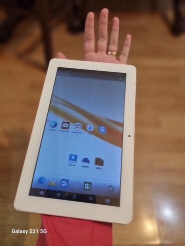 Elektronika: Tablet 10 incha
Ispravan