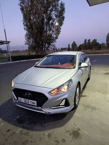 масляные радиаторы: Hyundai Sonata: 2018 г., Седан
