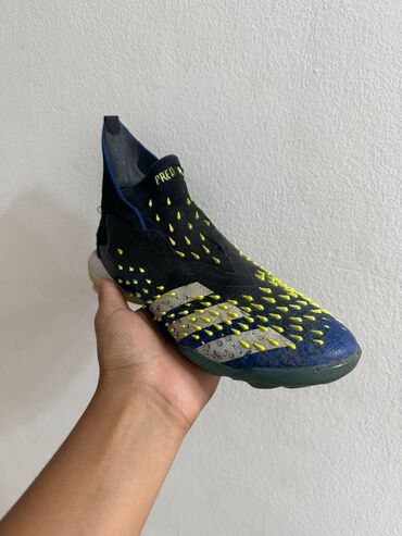 сколько стоит резиновый член: Мужские кроссовки, 37.5, Adidas, Б/у, Самовывоз