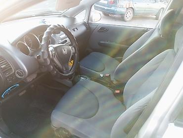 Транспорт: Honda Jazz: 2003 г., 1.3 л, Автомат, Бензин, Хэтчбэк — 8