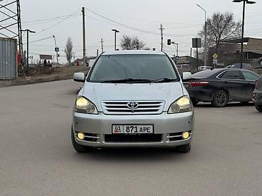 Toyota: Toyota Ipsum: 2003 г., 2.4 л, Автомат, Бензин, Минивэн — 5