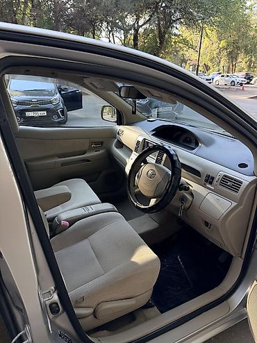 gac aion lx plus: Toyota Raum: 2006 г., 1.5 л, Автомат, Бензин, Хэтчбэк — 5