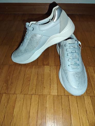 kappa m: Geox Respira ženske patike – svetlosive/metallic srebrne Ug 24,5 - — 3