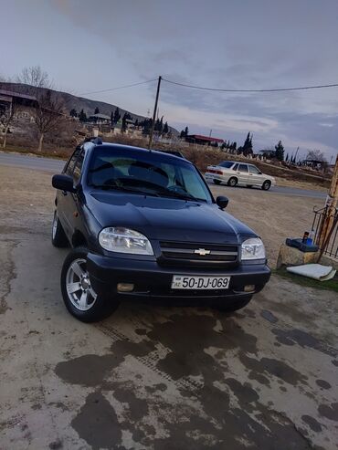 qara nolyeddi sekilleri: Chevrolet Niva: 1.7 l | 2007 il 241000 km Ofrouder/SUV