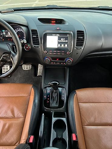 Kia: Kia K3: 1.6 l | 2016 il Sedan — 7