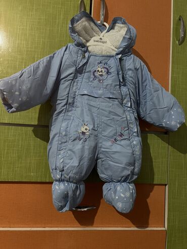 детские кожанные куртки: Комбенизон теплый Универсальный Размер от 0 до1 года Внутри флис