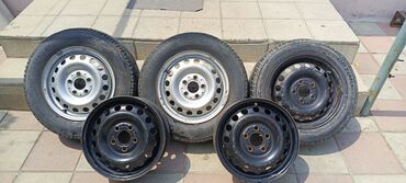 Диски: Mercedes vito avtomobili ucun dəmir diskler metal rengdə olan disk və