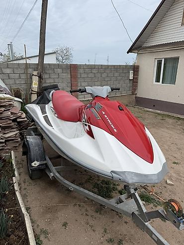 водные квадроциклы: Гидроцикл 4‑тактный, красно‑белый - Тип: персональный водный мотоцикл — 1