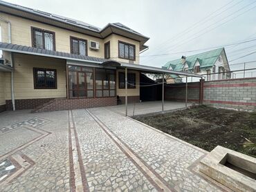 участки дома бишкек: 200 м², 6 комнат