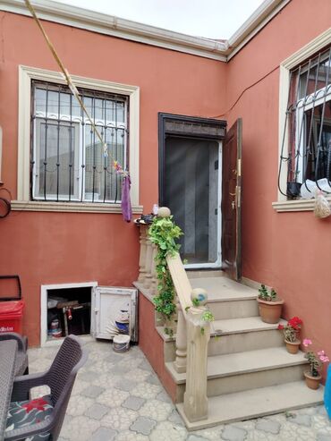 ev 1152: Binəqədi qəs. 3 otaqlı, 100 kv. m, Kredit yoxdur, Yeni təmirli