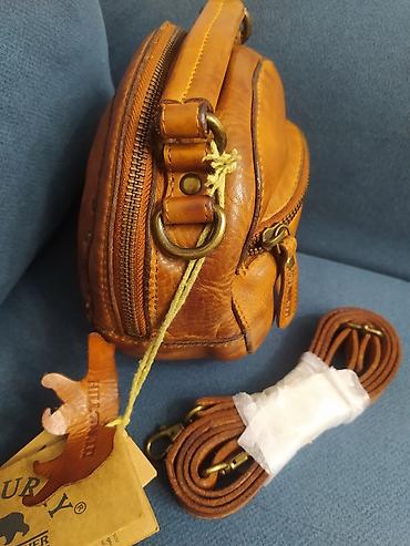 Классические сумки: Продаю классную мимишку, прекрасная сумочка кросбоди круглая диаметром — 26