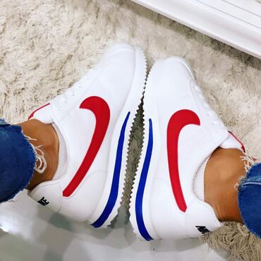 Women's Sneakers and athletic shoes: 46 — 4