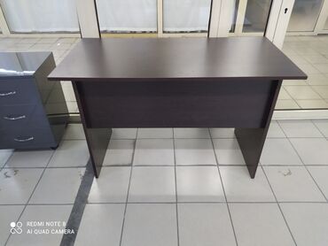 ofis masası: Masalar