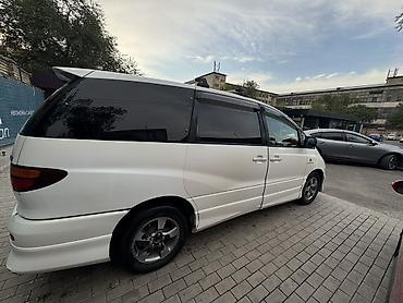 мухобойник: Toyota Estima: 2003 г., 2.4 л, Автомат, Газ, Минивэн — 4
