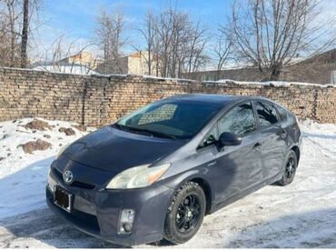 camry 2011: Toyota Prius: 2011 г., 1.8 л, Вариатор, Гибрид, Хэтчбэк