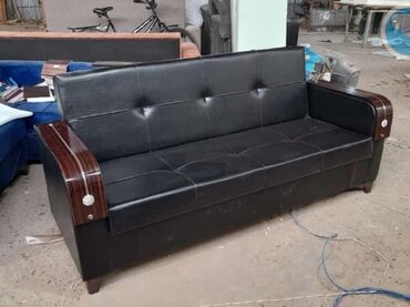 Divan və kreslo dəstləri: Dəst 155aznden başlayan qiymətlər

 dəst divan 2kreslo 550 azn — 15