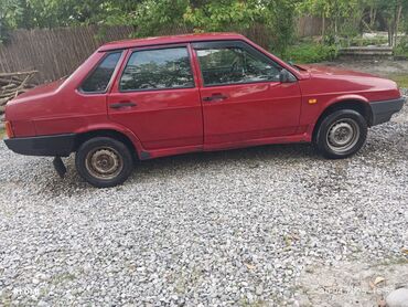 VAZ (LADA): VAZ (LADA) 21099: 1.5 l | 1995 il 576300 km Sedan