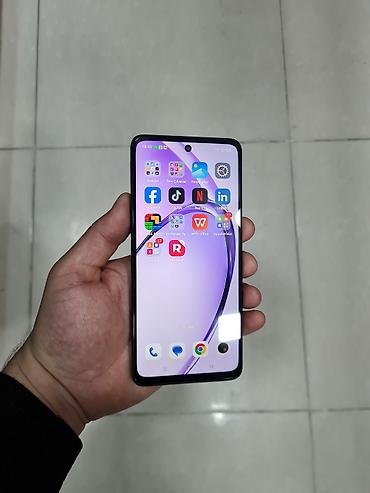a4 vərəqi qiyməti: Oppo A3, 128 GB, rəng - Qara, Sensor — 3