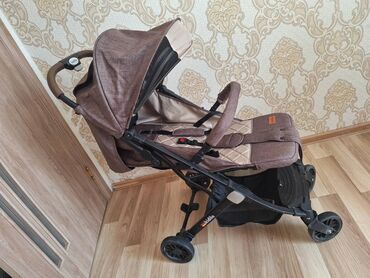 Gəzinti arabaları: Klassik gəzinti arabası, Kidilo, İşlənmiş, Cins: Oğlan, Yaş: 30 ay, Ünvandan götürmə, Ödənişli çatdırılma