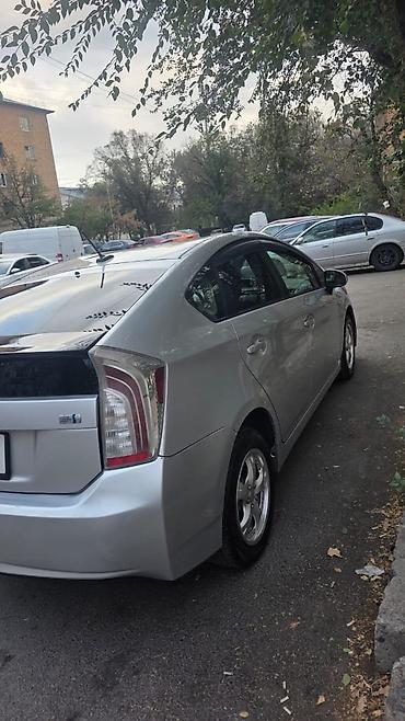 авто тойота: Toyota Prius: 2014 г., 1.8 л, Гибрид — 6