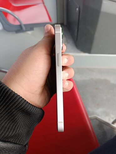 Apple iPhone: IPhone 13, Ağ, Face ID — 1