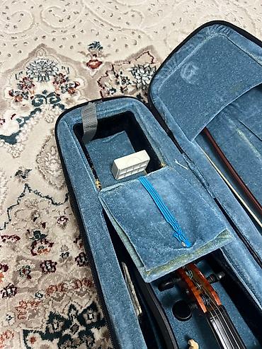 Скрипки: Скрипка 3/4 размера б/у в хорошем, наигранном состоянии, мало — 6