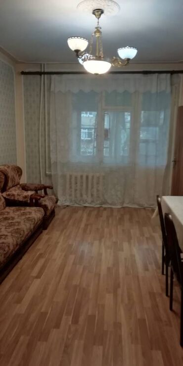 Kirayə mənzillər: Bakı, 7-ci mikrorayon, 2 otaqlı, Köhnə tikili, m. Azadlıq Prospekti, 50 kv. m