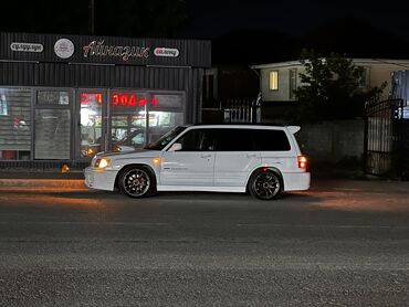 Subaru: Subaru Forester: 2001 г., 2 л, Механика, Бензин, Универсал