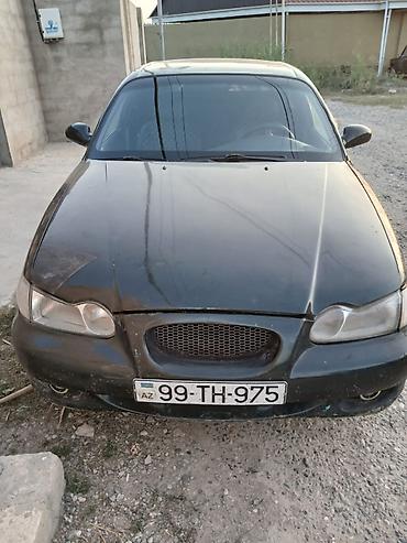 Hyundai Sonata: 2 l | 1997 il Sedan