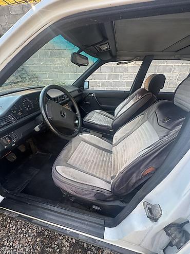 124 молдинг: Mercedes-Benz W124: 1988 г., 1.6 л, Механика, Бензин, Седан — 3
