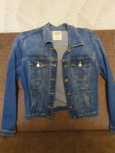 джинсовая короткая куртка: Джинсовая куртка, Осень-весна, M (EU 38)
