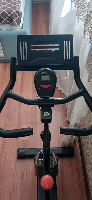 Велотренажеры: Spinning tipli velotrenajor - Rəng: qara, narıncı vurğularla - Güclü