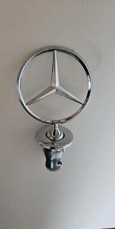 Ostali delovi karoserije: MERCEDES 123 ZNAK NA GEPEKU | znak mercedes 123 zadnji na gepeku je — 3