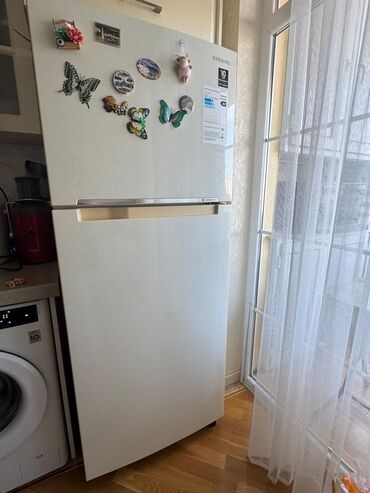 midea soyuducu: LalaSamsung soyuducu 700azn. İdeal vəziyyətdədir. Yeni Yasamal ⁶⁶⁹⁰