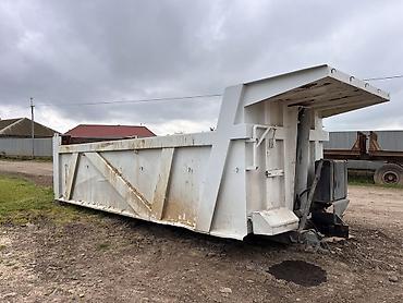 traktor ekskavator satiram: Tam olaraq ideal vəziyyətdədir. Şassi üzərinə quraşdırılan hidravlik — 2