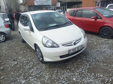 диван 3: Honda Fit: 2003 г., 1.3 л, Вариатор, Бензин, Хэтчбэк