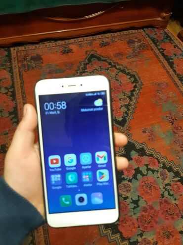 телефоны флай 449: Xiaomi Redmi Note 5, 16 ГБ, цвет - Серебристый, 
 Две SIM карты