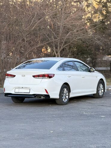 Hyundai: Hyundai Sonata: 2018 г., 2 л, Автомат, Газ, Седан — 6