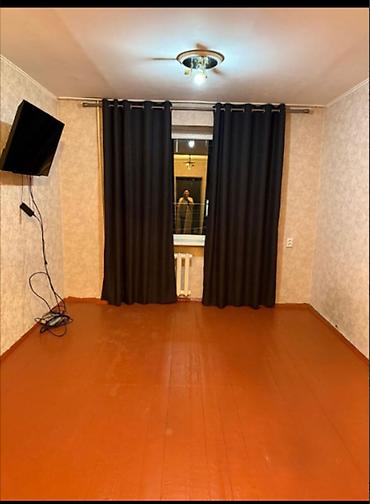 1 комната, 18 м², 5 мкр Гостиничный тип, 3 этаж, Старый ремонт