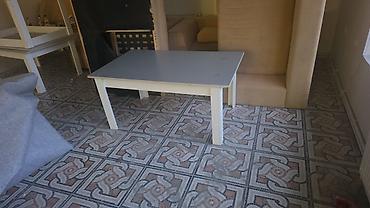 Divan və masa dəstləri: Mebel dəsti – minimalist tərzdə yumşaq oturacaqlar və masa Tərkib: - — 3