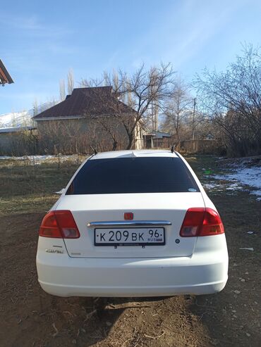 субаро б 4: Honda Civic: 2001 г., 1.5 л, Автомат, Бензин, Седан