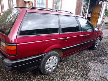 Volkswagen: Volkswagen Passat Variant: 1993 г.