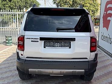 тайота в: Toyota Land Cruiser Prado: 2025 г., 2.4 л, Автомат, Бензин, Внедорожник — 5