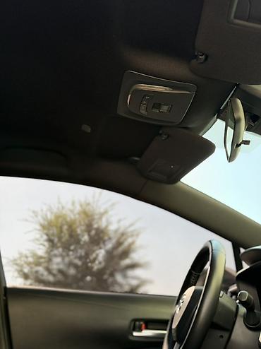е39 фара: Toyota Corolla: 2023 г., 1.8 л, Автомат, Гибрид, Седан — 10